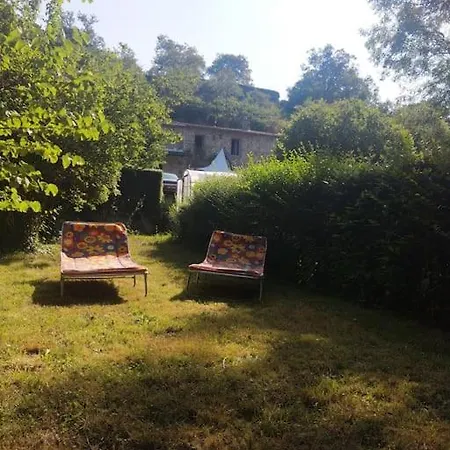 Logement Entre Riviere, Falaise Et Chateau !