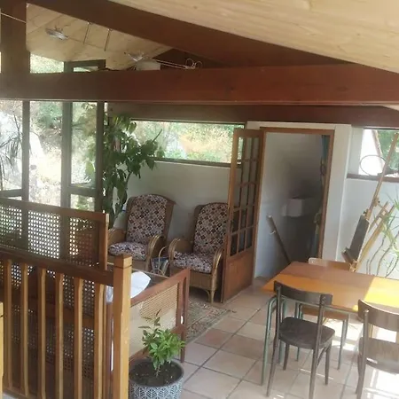 Logement Entre Riviere, Falaise Et Chateau ! 아파트 *